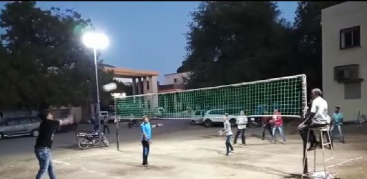 ટંકારા : આર્ય સમાજ દ્વારા વોલીબોલ ટુર્નામેન્ટનું આયોજન થયું