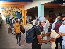 મોરબી: સેવાભાવી સંસ્થાઓ દ્વારા ઝારખંડ જતા શ્રમિકો ને ફૂડ વિતરણ: VIDEO