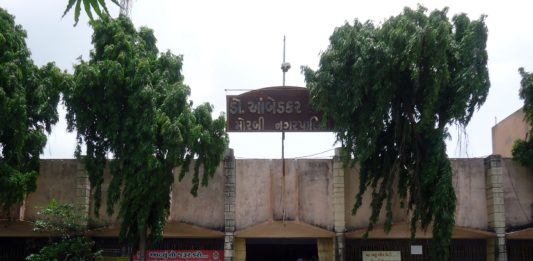 મોરબીમાં માસ્ક પહેર્યા વગર નીકળેલા 37 લોકો પર દંડનીય કાર્યવાહી કરાઈ