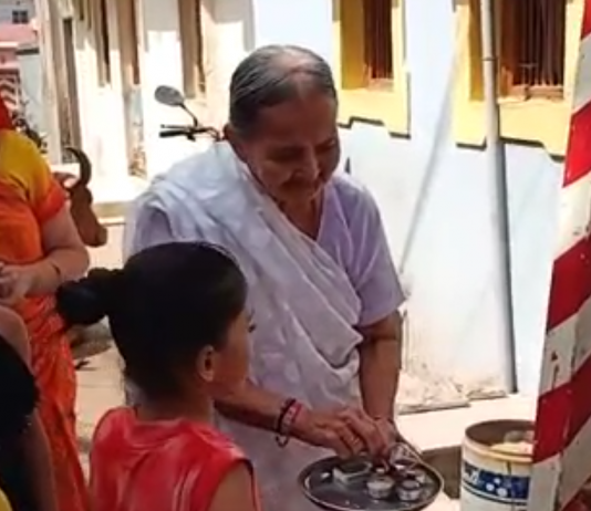 મોરબી: 70 વર્ષ જૂની પ્રાચીન દફતરી શેરીની ગરબી