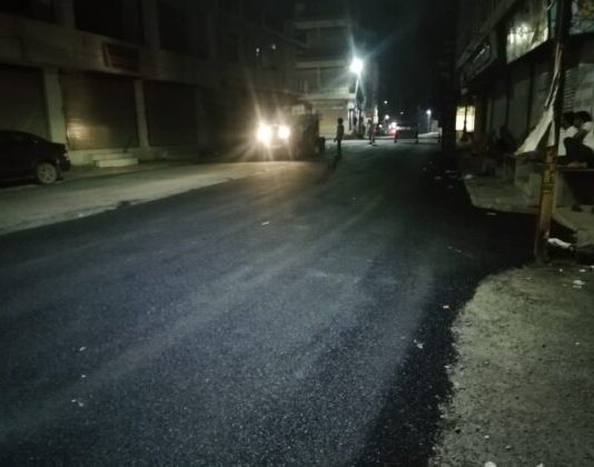 મોરબી નગરપાલિકા દ્વારા રસ્તાના નવીનીકરણ અને મરમત્તની કામગીરી શરૂ કરાઈ