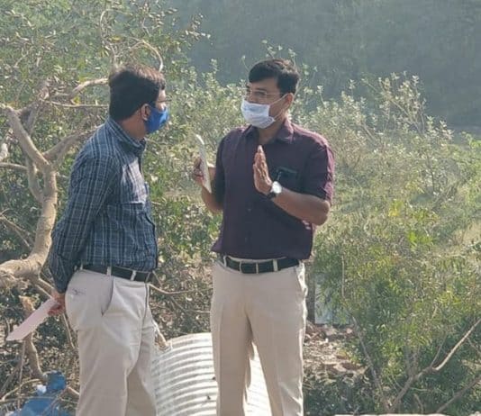 અમાવાદ: ગેરકાયદે ફેક્ટરીમાં વપરાતાં કેમિકલ્સ અંગે તપાસ માટે FSLની ટીમ ઘટનાસ્થળે પહોંચી