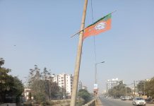 મોરબી : રાહદારીઓ પર તોળાતું જોખમ સમો સ્ટ્રીટ લાઈટનો થાંભલો