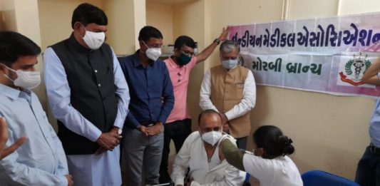 મોરબી જિલ્લામાં પ્રથમ દિવસે 160 ફ્રન્ટલાઈન વોરિયર્સને રસી આપવામા આવી