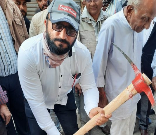 મોરબીની કંસારા શેરી-દફતરી શેરી- કુબેરનાથ શેરી ના રોડ નું ખાતમુહૂર્ત કરાયું