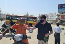 મોરબી સિરામિક એસોસિએશન અને પોલીસ દ્વારા માસ્ક વિતરણ કરાયું