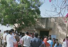 મોરબી: કોરોના ટેસ્ટ માટે 250 લોકો લાઈનમાં કીટ માત્ર 25 જેટલી !!