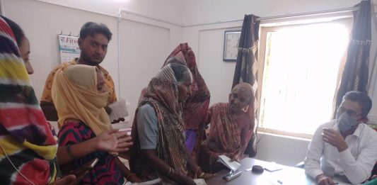 માળીયામાં અનેક રેશનકાર્ડ બંધ થઈ જતા ગરીબ પરિવારો ને હાલાકી !!