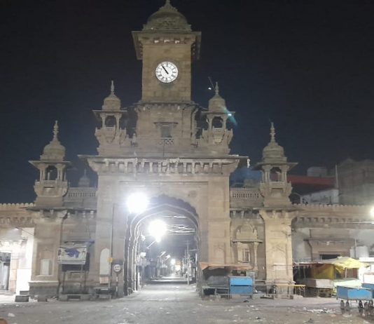 મોરબી: જાહેરનામા ભંગ બદલ બે નાગરિકો દંડાયા