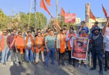 કર્ણાટકમાં કાર્યકર્તાની હત્યાના વિરોધમાં મોરબીમાં વિરોધ પ્રદર્શન