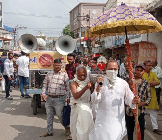 મોરબીમાં જૈન સમાજ દ્વારા ભગવાન મહાવીર સ્વામીની શોભાયાત્રા