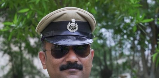 હોટલ કમ્ફર્ટના હાઈ પ્રોફાઈલ જુગારધામમા ટંકારાના તત્કાલીન પીઆઈ અને જમાદાર સસ્પેન્ડ